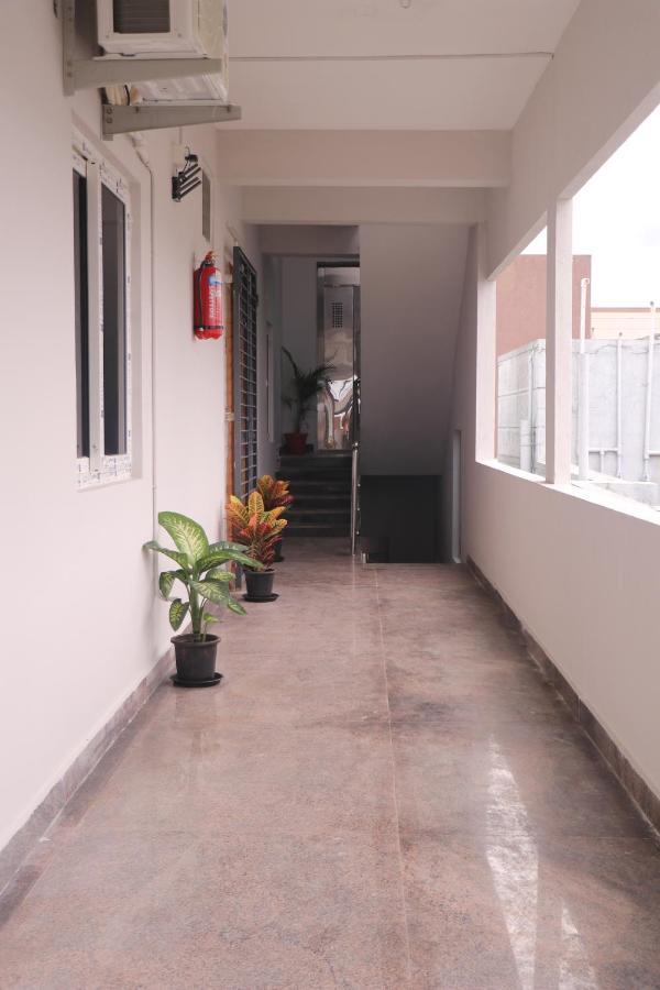 Leo Home Stay Tirupati Exterior photo