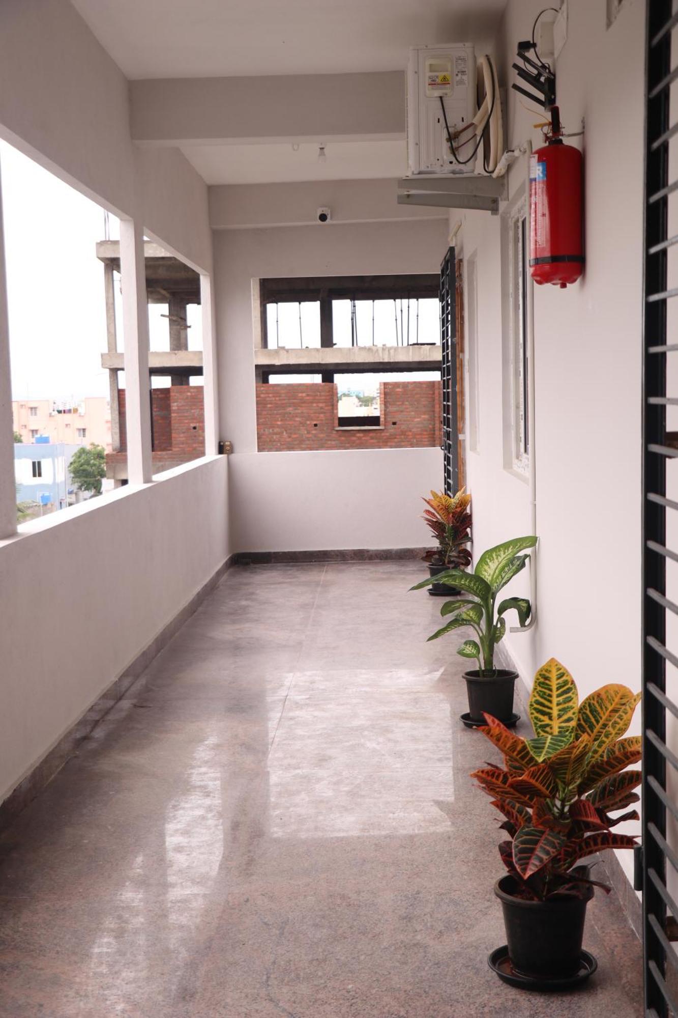 Leo Home Stay Tirupati Exterior photo